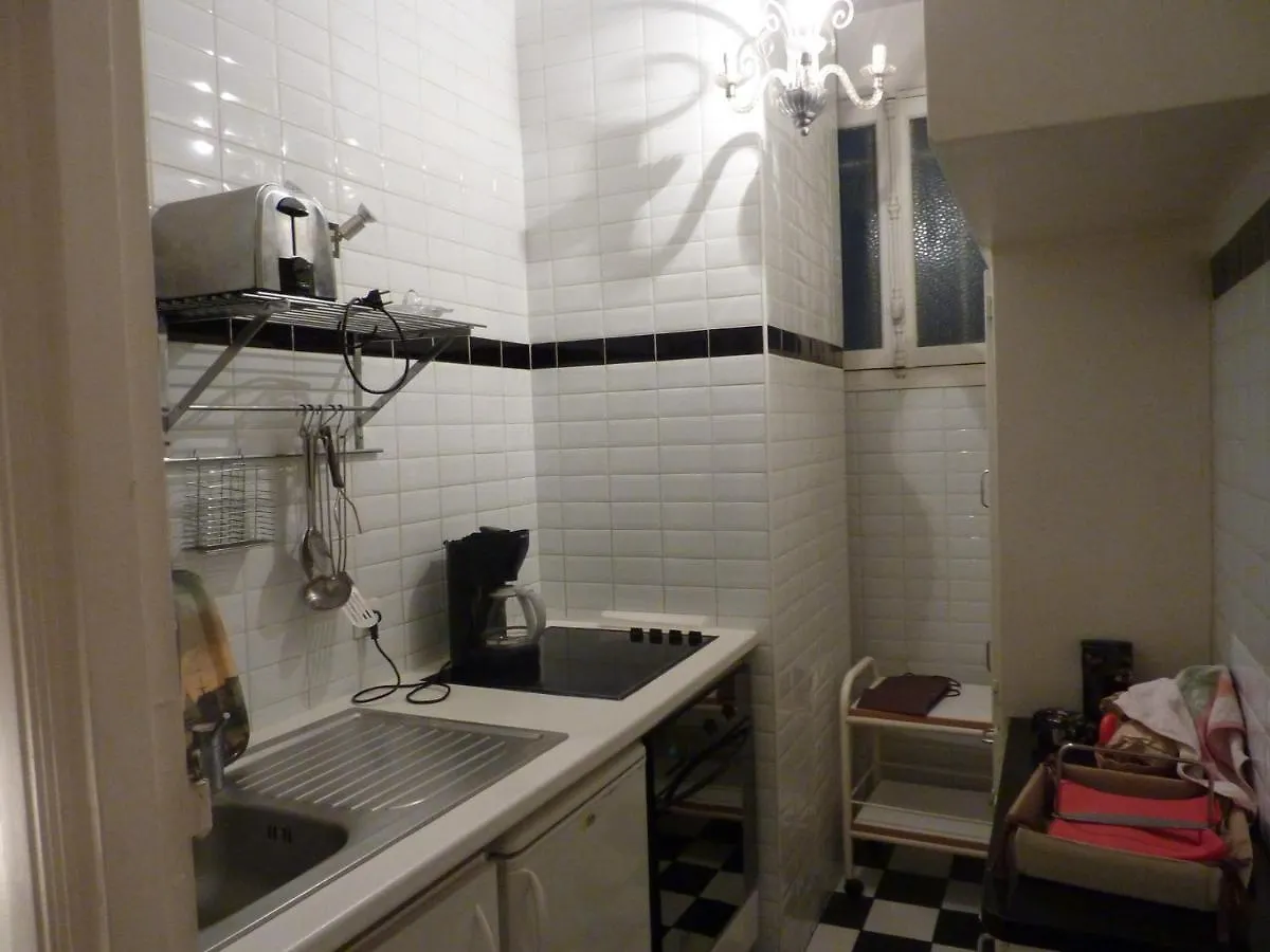Apartment Ferienwohnung Paris Champs Elysees George V Fouquet'S Frankreich